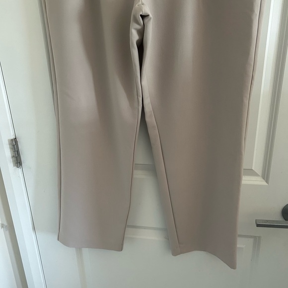 Abercrombie & Fitch Cream Trousers - Picture 3 of 9